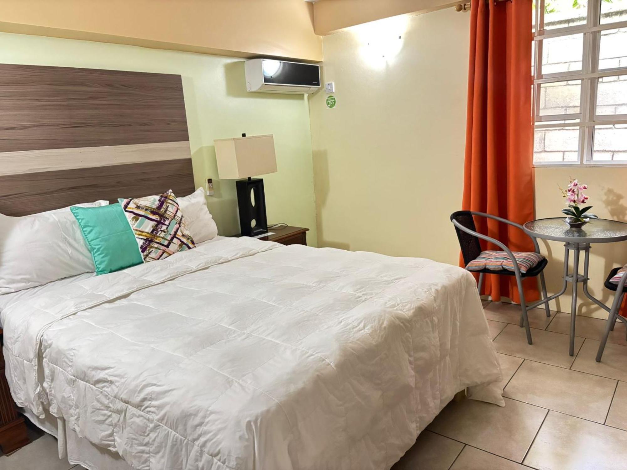 Bed and Breakfast Matthew'S Miracle View Розо Экстерьер фото